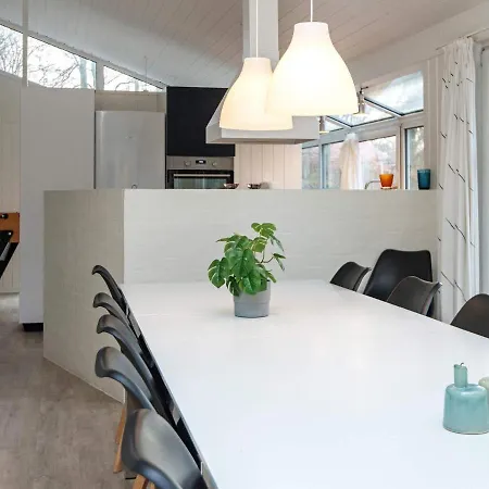 Luxury Oasis Near Grena Strand-by Traum * Glesborg